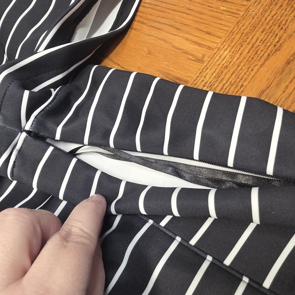 NWT Lane Bryant Black White Stripe Short Sleeve Plus Size 28 Dress - Picture 7 of 9